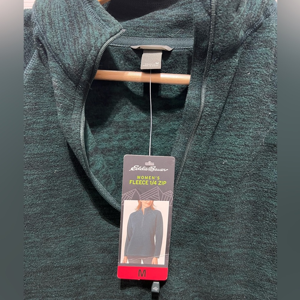 NWT - Eddie Bauer Women’s Fleece 1/4 Zip - Size Medium
